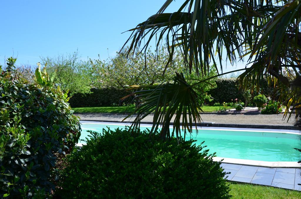 Maison D'Hotes La Closeraie De La Baie Saint-Méloir-des-Ondes Esterno foto